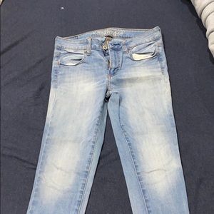 American eagle short cut jeans